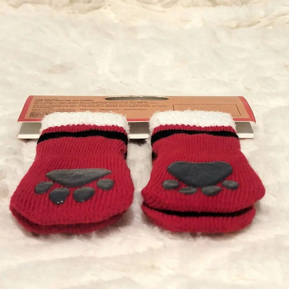 Santa Claus Pet Socks One Size But Definitely for XXS-S Dogs or Cats New on Card